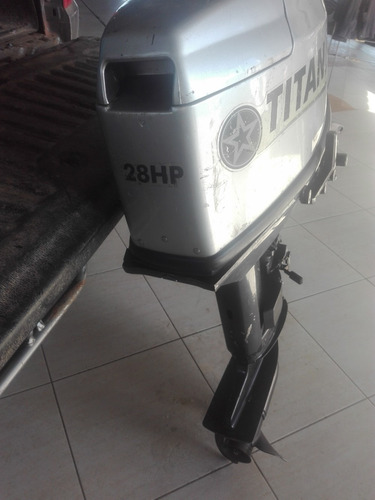 Motor Fuera De Borda Titan 28 Hp Impecable