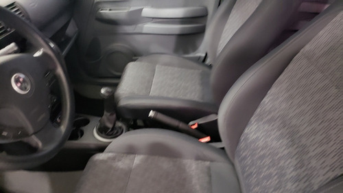 Volkswagen Fox 1.6 Trendline 5 P 2009