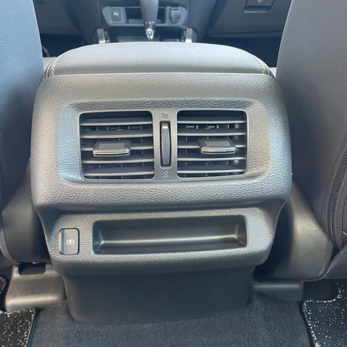 Imagen 20 de 25 de Nissan Frontier Platinum 4x2 At 2023