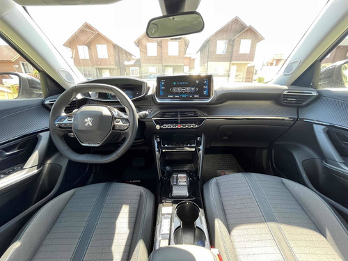 Imagen 10 de 15 de Peugeot 2008 Allure Diésel 8 At