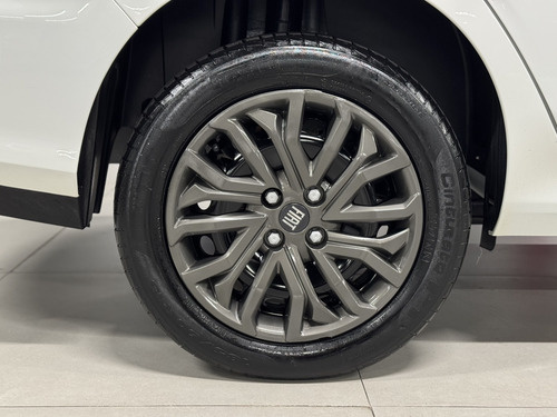 Fiat Cronos 1.3 FIREFLY FLEX DRIVE MANUAL