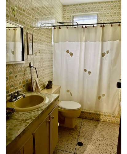 Vendo Casa 430m2 4h+s/4.5b/6p Santa Paula 4462