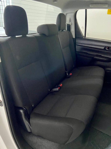 Imagem 8 de 11 de Toyota Hilux 2.8 Narrow 4x4 Cd 16v Diesel 4p Manual