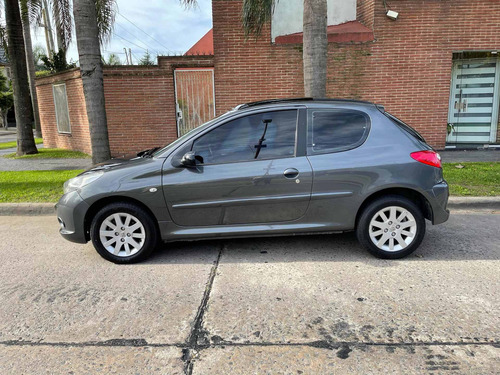 Peugeot 207 2008 1.6 Xt