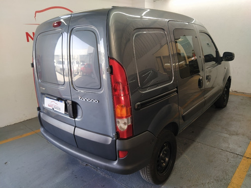 Imagen 16 de 24 de Renault Kangoo Confort 5 Asientos 1.6