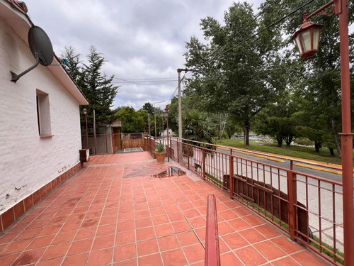 Venta Departamento 2dorm Frente Al Rio Carlos Paz
