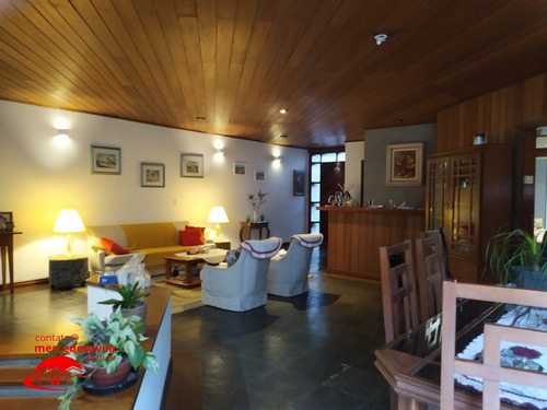 Imagem 3 de 15 de Casa De Rua - 540 M² - 5 Dormitorios - Piscina - - V-19