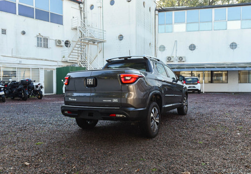 Fiat Toro 1.3 T270 Volcano 4X2 At