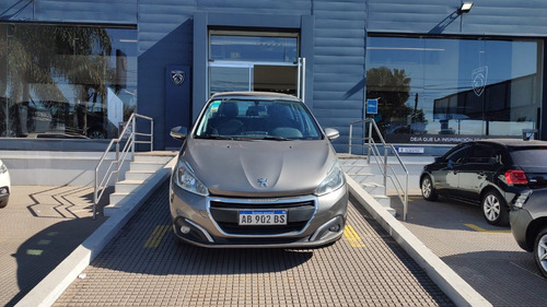 Peugeot 208 1.6 Allure