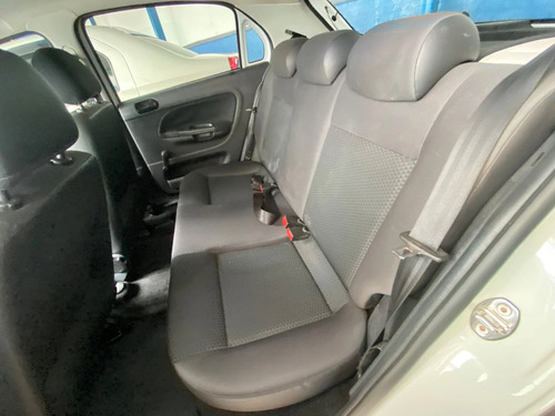 Volkswagen Gol 1.0 12V MPI TOTALFLEX 4P MANUAL