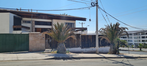 Travesía De Coloso & Subida Del Jardín, Antofagasta, Chile