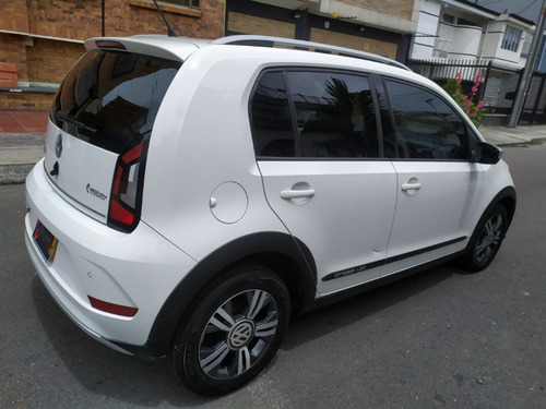 Volkswagen Cross Up 2018