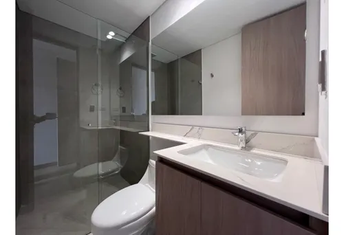 | V E N T A | Hermoso Penthouse En Laureles. Súper Ubicación