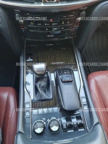Lexus LX 5.7 570