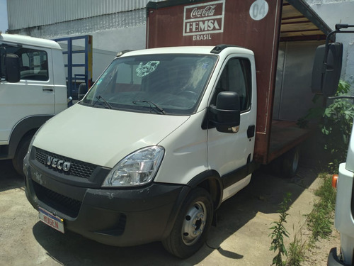 Iveco Daily 55c17 2013 Baú Sider Mugen Caminhões 