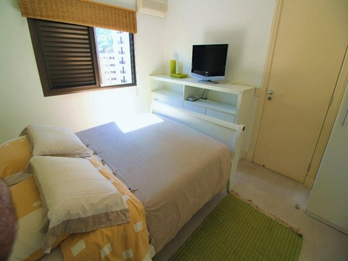Imagem 13 de 17 de Guarujá Pitangueiras Flat 1 Dormitórios Ar Condicionado Piscina Lazer Completo Manobrista Serviço De Praia Portaria 24 Horas - Fl0004 - 34707502