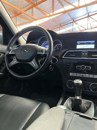 Imagen 9 de 16 de Mercedes Benz C200 Blueefficiency 2013