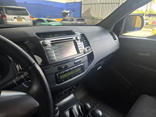 Toyota Fortuner 3.0 Sr5