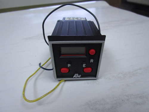 New Red Lion Controls Counter Cubc0030 10-28vdc Cct