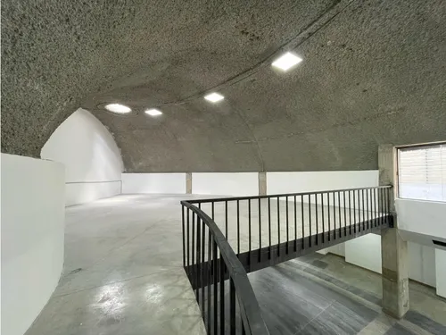 728m2 Local En Arriendo En El Poblado