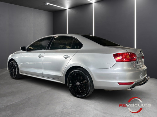 Volkswagen Jetta Highline 2.0 TSI 16V 4p Tiptronic
