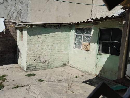 Terreno Con Construcción En Venta En Col. Tepalcates, Iztapalapa