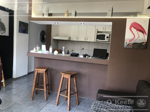 Imagen 2 de 13 de Departamento 2 Ambientes Con Cochera En El Centro De Quilmes - Apto Profesional