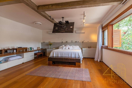 Imagem 13 de 22 de Casa À Venda Na Rua Ubiracica. 234 M², Fino Acabamento, Rodeada Por Jardim, Espaçoso Quintal, Área Gourmet, Edícula, 3 Suítes E 4 Vagas. Boaçava - Ca0620