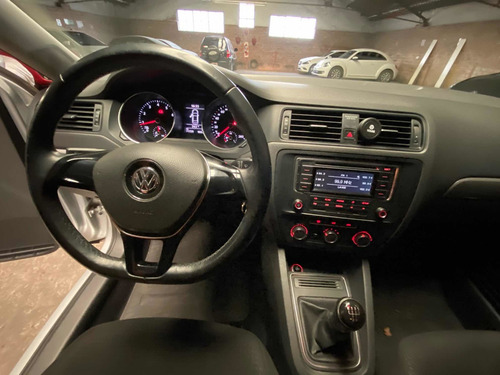 Volkswagen Vento 2.0 Advance 115cv 2015