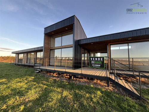 Casa En Venta En La Reserva, Frutillar