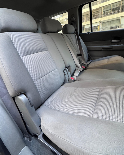 Dodge Durango 4.7 L 4X2
