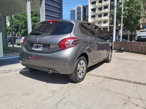 Peugeot 208 Allure Touchscreen 2016