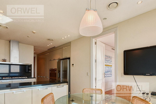 Imagen 12 de 30 de Le Parc Alcorta ! 2 Dorm. Dep. 3 Cocheras. Amenities. Amueblado.