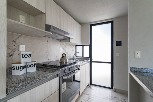 Imagen 7 de 14 de Casa En Venta (alberca,terraza,canchas Deportivas