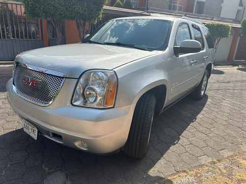 GMC Yukon 6.2 V8 Denali 403 Hp Awd At