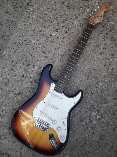 Fender Stratocaster Standard Clon Squier California Envíos