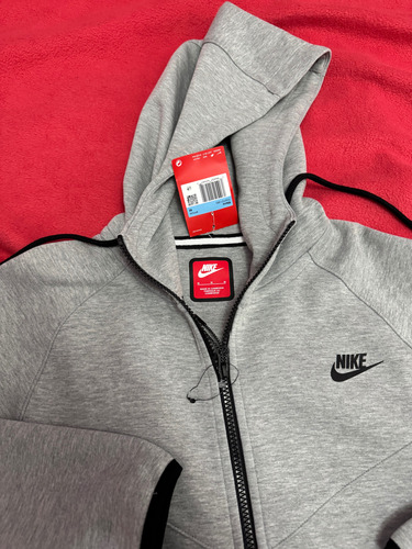 Campera Nike Tech Fleece Original - Talle M (Usado)