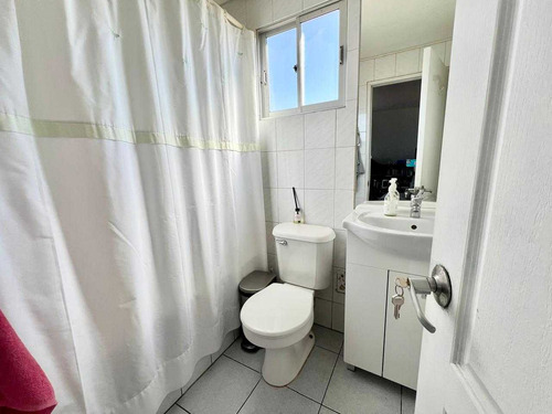 Casa En Condominio De 310 M2 Con Piscina (106395)