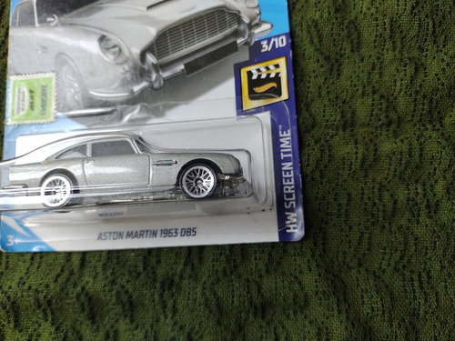 Hot Wheels Aston Martin 1963 Db5 Skyfall 007 Hw Screen Time Gris (Usado)