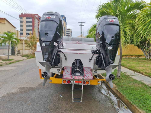 Imagen 12 de 12 de Catamaran Racing Hellcat 30 Lv2347
