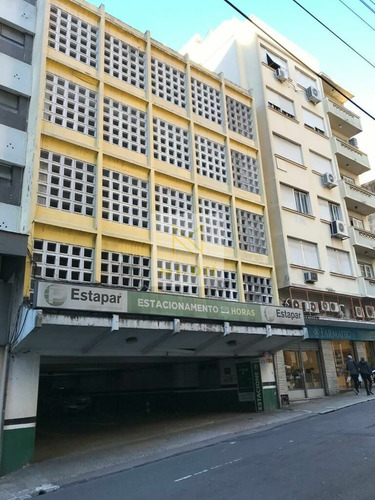 Imagem 1 de 4 de Garagem À Venda No Bairro Centro Histórico - Porto Alegre/rs - 465
