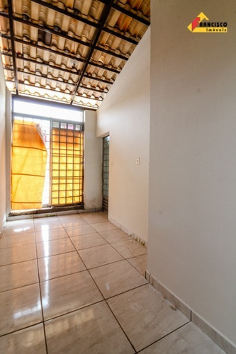 Imagem 24 de 27 de Casa À Venda, 3 Quartos, 2 Vagas, Santa Rosa - Divinópolis/mg - 31805