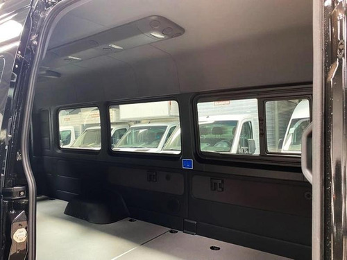 Sprinter 517 Furgão Vitrê Big 15,5m³ Hi-tech 2025