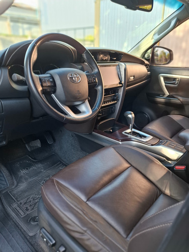 Toyota SW4 2.8 Srx 204Cv 4X4 7As At