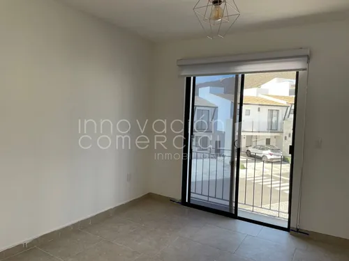 Casa En Venta De 4 Recámaras En Condominio Torre De Piedra Bugambilias