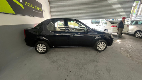 Renault Logan Logan Expression 1.0 16V (flex)