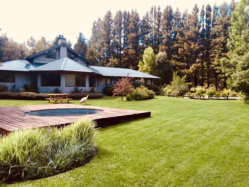 Casa De 4 Dormitorios En Bariloche A 500 M Del Lago Gutiérre