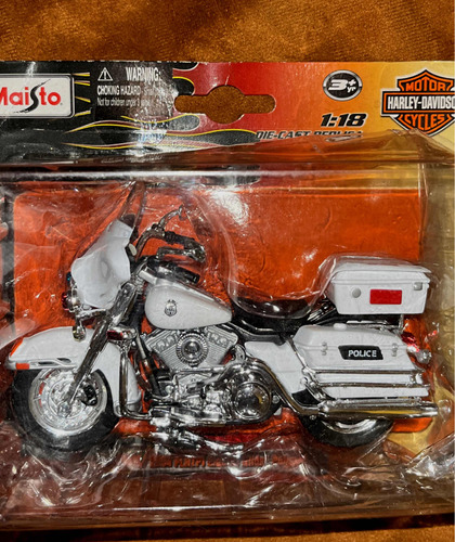 Moto Harley Davidson 1/18 Metal Y Plástico Electra Police