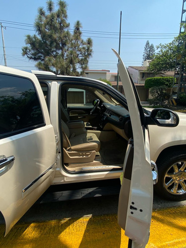 GMC Yukon 6.2 V8 Denali 403 Hp Awd At