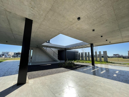 Imagen 17 de 23 de Casa En Construcción - Nordelta, Carpinchos